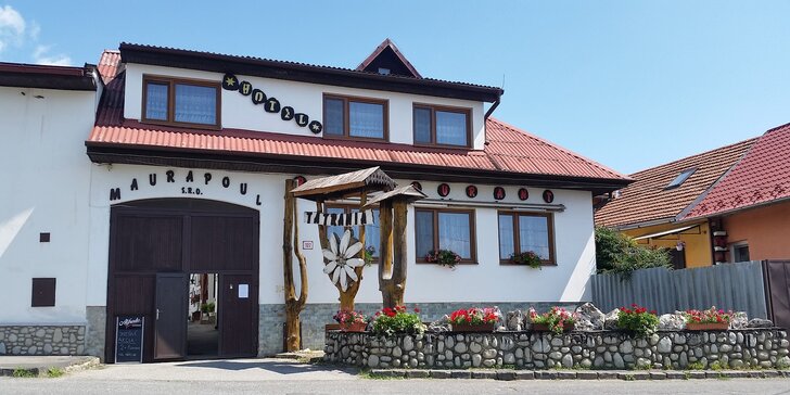 Jesenná pohoda v penzióne Tatrania so vstupmi do Aquacity Poprad alebo masážou