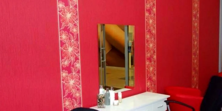 Permanentný make up špeciálnou čepieľkovou 3D technikou