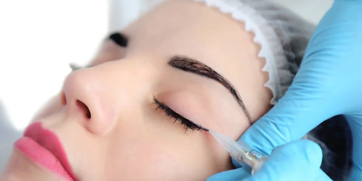 Permanentný make up špeciálnou čepieľkovou 3D technikou