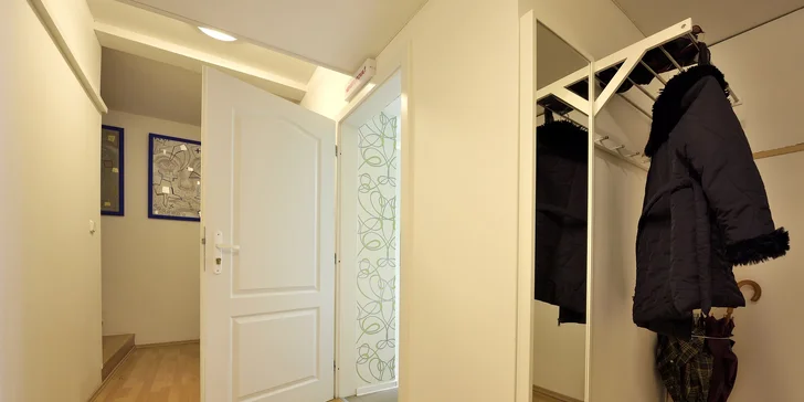 Odstraňovanie popraskaných žiliek na tvári pomocou prístrojovej termokoagulácie