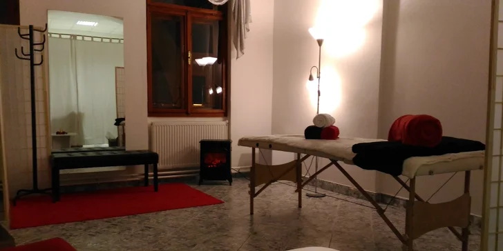 Klasická masáž alebo masáž rôznymi technikami vo Fénix care