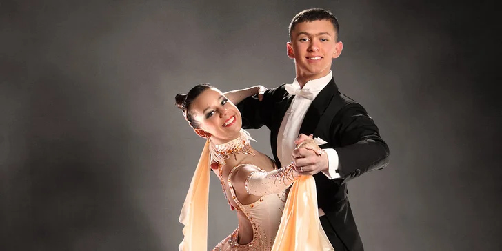Kurz spoločenských tancov pre dospelých