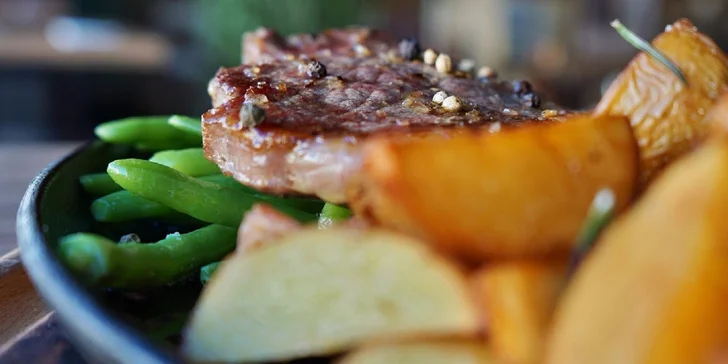 Hovädzí entrecôte steak (Rib eye) s domácou slepačou polievkou!