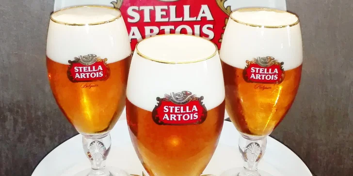 Pivo Stella Artois pre trojicu kamarátov