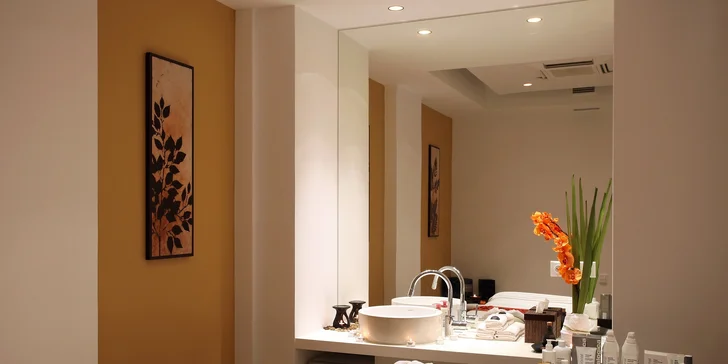 Masáže v priestoroch 7spa: Klasická, Aromatherapy alebo klasická s prvkami akupresúry a reflexnej masáže
