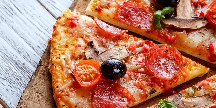 Chrumkavá pizza v Pizzerii Allegro