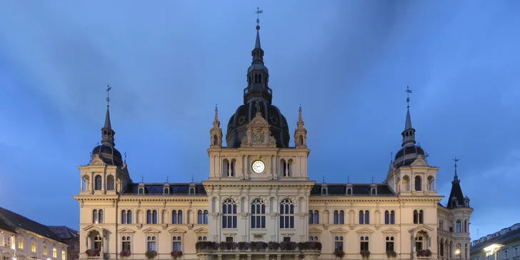 Adventný Graz so sprievodom čertov