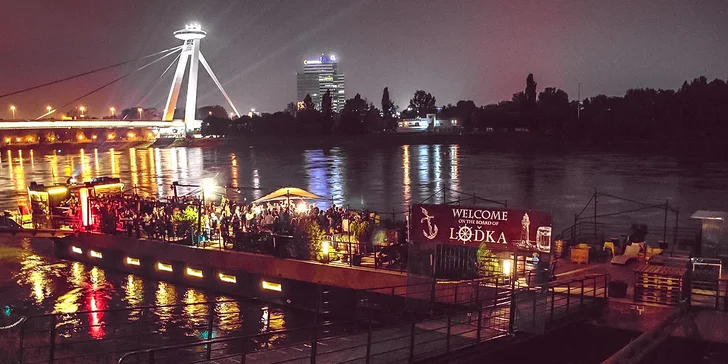 Vaša súkromná party na lodi! Žúr na Dunaji aj s DJom, barom a občerstvením
