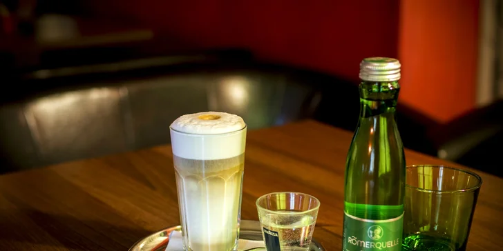 Café latte podľa výberu, Café latte Baileys alebo čokoládová káva v Unique café