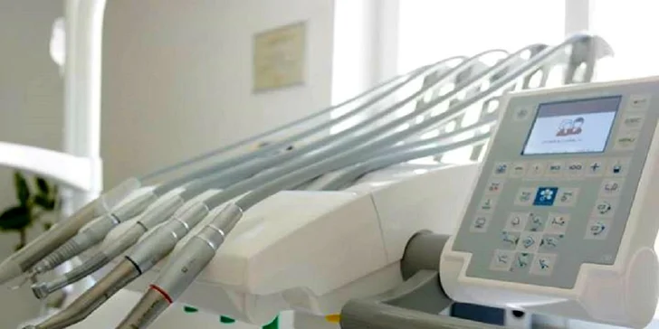 Dentálna hygiena, pieskovanie, bielenie + vstupná prehliadka