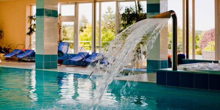 Jesenný relax v kúpeľných Dudinciach v Hoteli Prameň*** s bazénom, vírivkou, masážou a možnosťou liečebných procedúr