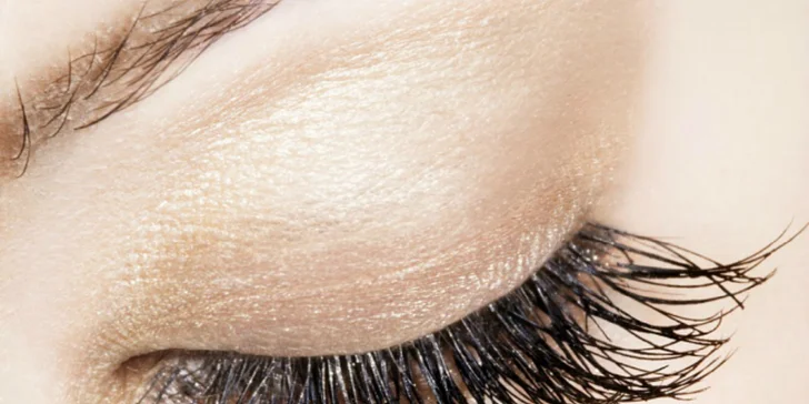 Sexi pohľad s novými 3D mihalnicami Smart Lashes
