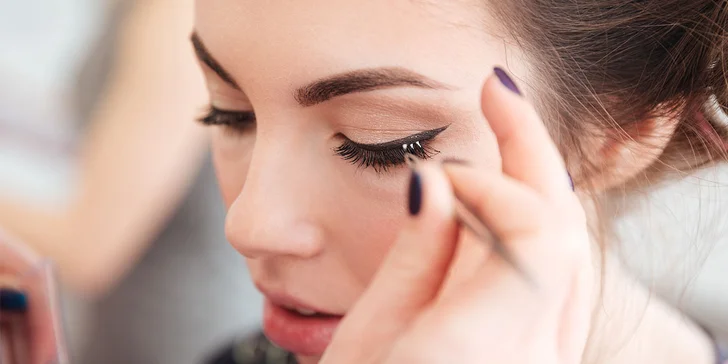 Sexi pohľad s novými 3D mihalnicami Smart Lashes