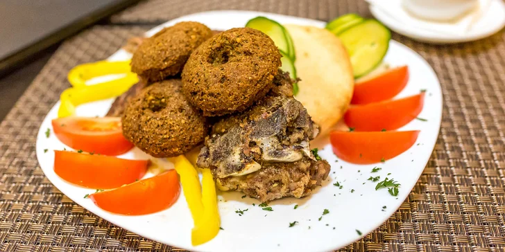 Príjemná orientálna večera v centre mesta: dajte si gyros či arabský tanier!
