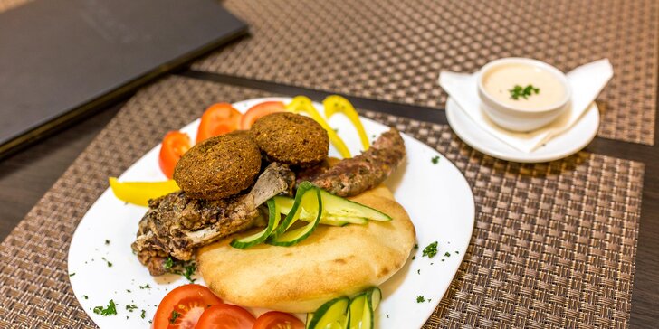 Príjemná orientálna večera v centre mesta: dajte si gyros či arabský tanier!