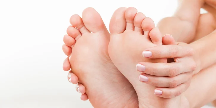 SPA ošetrenie nôh s masážou CND mliekom a možnosťou mokrej pedikúry