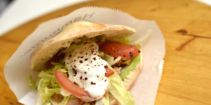 Kurací Döner kebab v chrumkavom pitta chlebe aj s dovozom