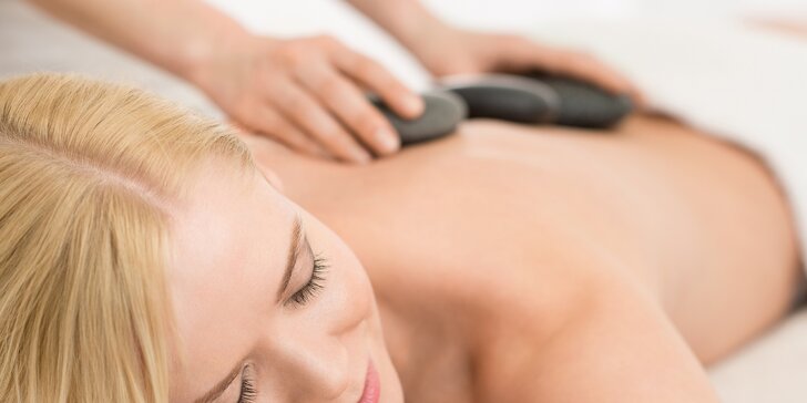 Reflexná masáž chodidiel, anticelulitídna masáž s lymfodrenážou alebo masáž lávovými kameňmi