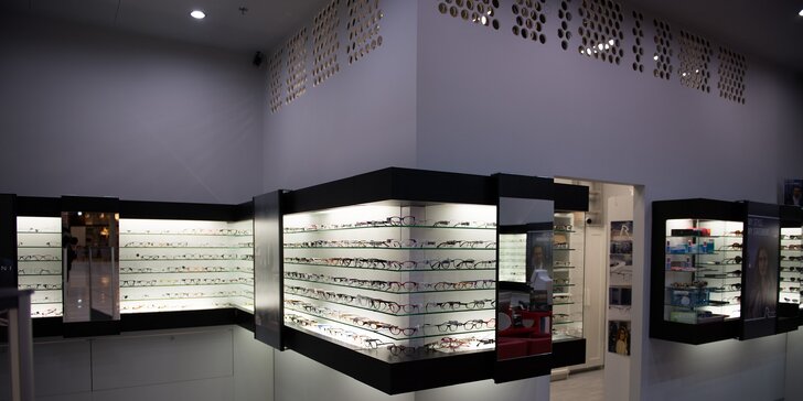 Vyšetrenie ostrosti zraku s výrobou okuliarov v Bory Mall