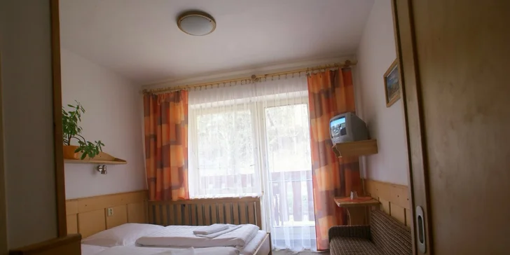 Relaxačný pobyt i lyžovanie v Beskydoch: Polpenzia, neobmedzené wellness i masáže