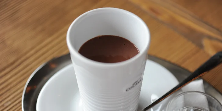 Domáca ťahaná štrúdľa a horúca čokoláda COCAYA