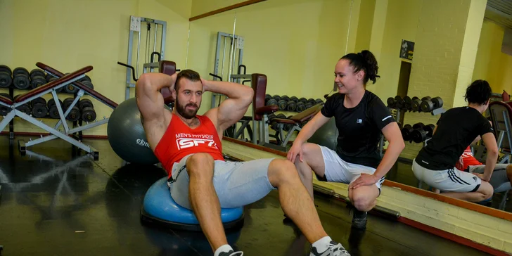 Tréningy s osobnou trénerkou vo fitku, u vás doma alebo vonku aj s konzultáciou a tvorbou jedálnička
