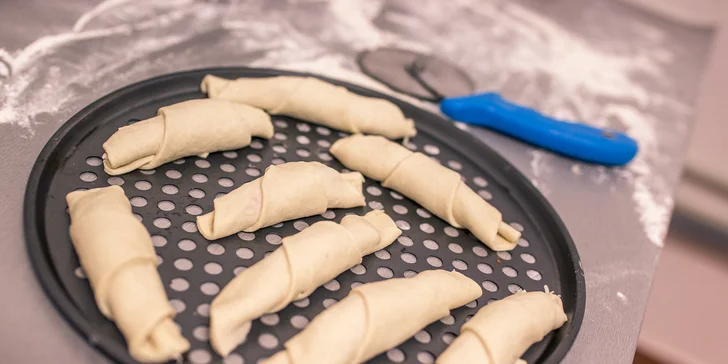 Domáce pizza rožky s omáčkou podľa výberu - aj na donášku