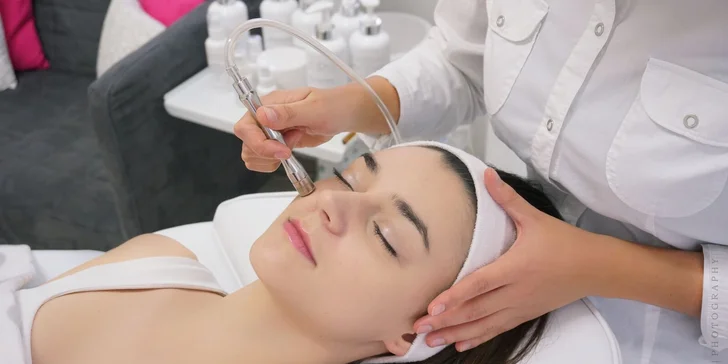 Neivazívny lifting, mikrodermabrázia, kyselina hyalúronová a mezoterapia
