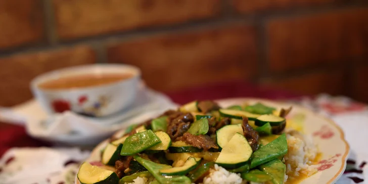 Netradičné lahodné ázijské menu s kokosovým mliekom podľa vášho výberu