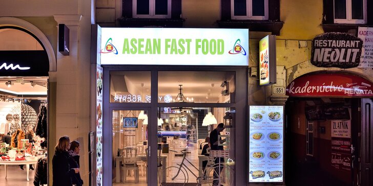 Sushi menu v Asean fast food