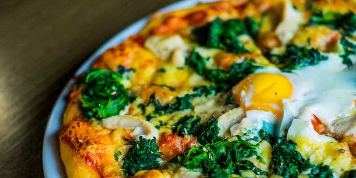 450 g Pizza s 5 surovinami podľa vášho výberu v EL BARRIO. Aj bezlepková!