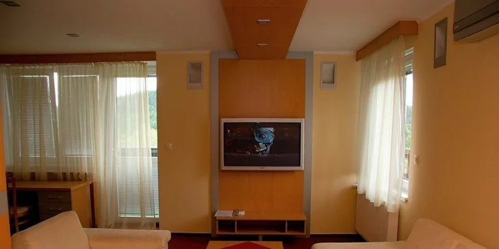 Božský pobyt pre 2 osoby na 3 dni s relaxačnými procedúrami v Rožnovských pivných a morských kúpeľoch