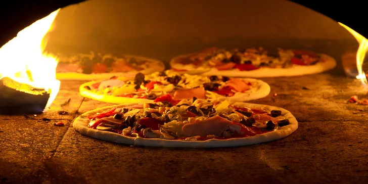 Super PIZZA u Smädného škorca! Vyberte si z 10 druhov!