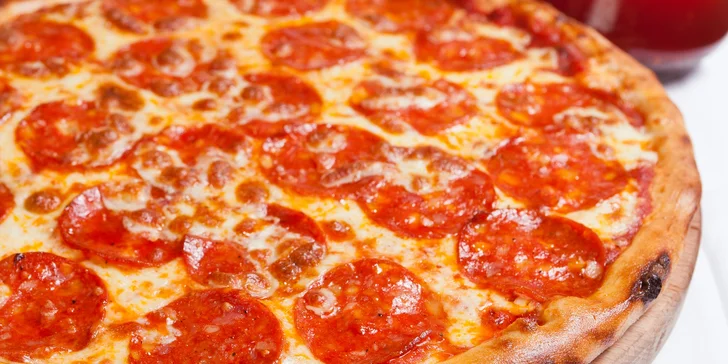 Super PIZZA u Smädného škorca! Vyberte si z 10 druhov!