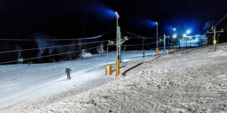 Celodenný alebo večerný skipas do lyžiarskeho strediska SKIARENA Fačkovské sedlo