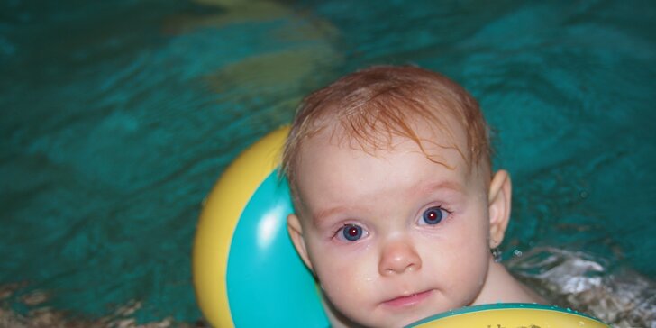 Kurz „plávania“ detí vo veku od 4 mesiacov až 3 rokov - tip na darček!