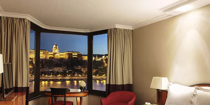 Objavujte Budapešť: 4 dni s raňajkami, wellness a plavbou po Dunaji pre 2 osoby