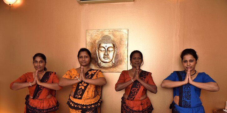 Celotelová ajurvédska masáž Abhyanga masérkou zo Srí Lanky