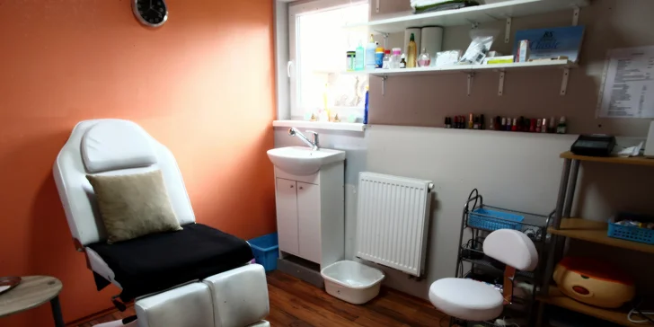 Rôzne druhy pedikúr v salóne Pedikúra u Lenky pre dámy aj pánov.