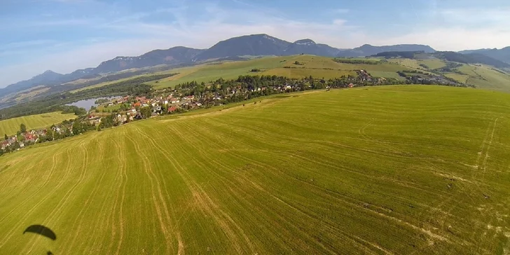 Tandemový let na motorovom padáku ponad Zobor