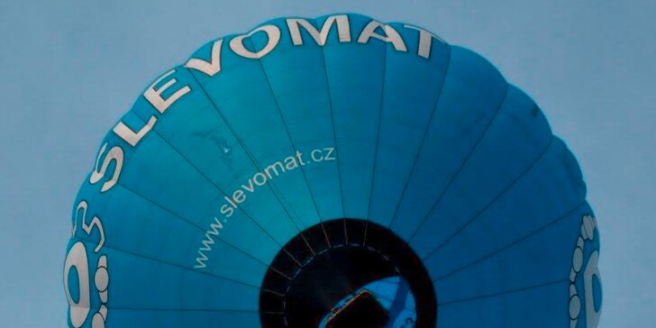 Nebeský zážitok: romantický let teplovzdušným balónom vo dvojici i v skupinke