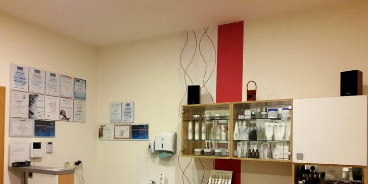 Hodvábne 3D či 4D mihalnice s úpravou obočia