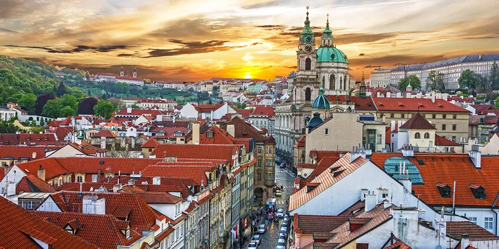 Za pamiatkami a nákupmi do stovežatej Prahy
