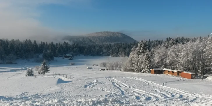 Zimná sezóna v zrekonštruovanom Hoteli Polianka s gurmánskou polpenziou a saunou v malebnom údolí Nízkych Tatier až so 4 Ski strediskami v okolí