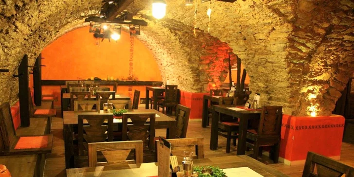 Pečené bavorské koleno s poriadnou oblohou
