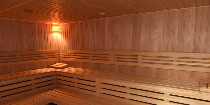 Saunový a bazénový svet vo Wellness Novolandia