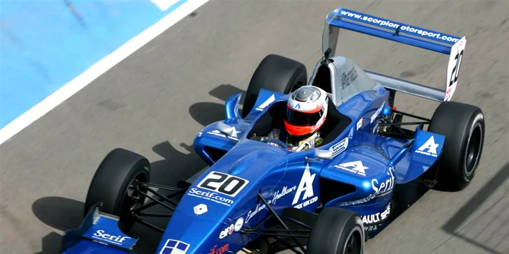 Jazda na formule Renault 2.0 - až 7 kôl!