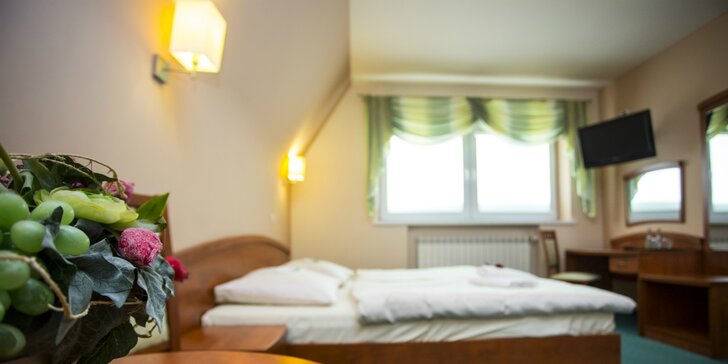Pobyt pre dvoch v Hoteli Oberża Pod Różą - lyžiarske stredisko alebo Terma Bialka vzdialené iba 15min od ubytovania!