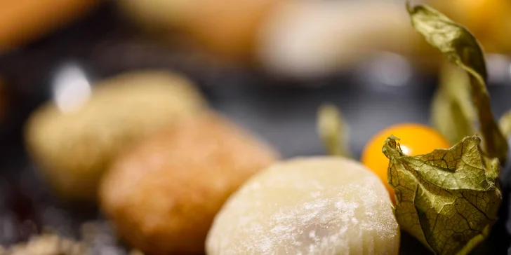 Lososové a maslovkové sushi s predjedlom a Mochi guľkami - 24 kúskov pravého Japonska!