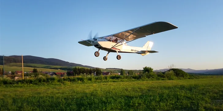 Let lietadlom Zenair STOL CH701 s možnosťou pilotovania ponad Oravskú priehradu, Oravský hrad a Roháče